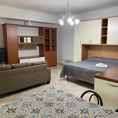 B&B Dionigi 克罗托内 外观 照片